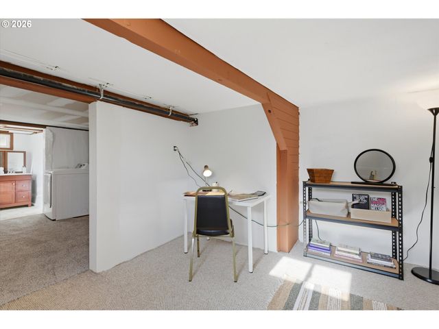 1218 W 19TH St, Vancouver, WA 98660