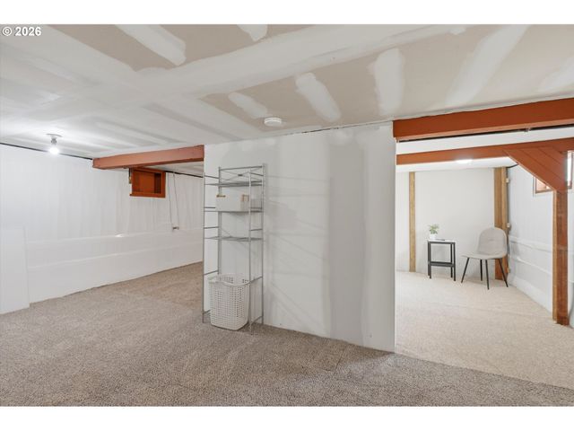 1218 W 19TH St, Vancouver, WA 98660
