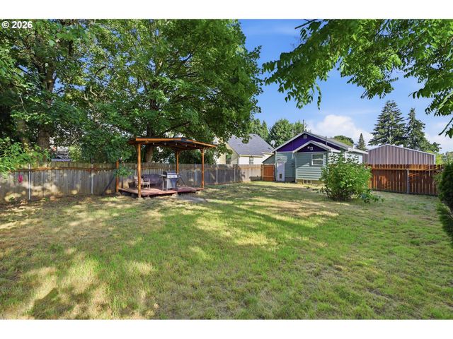 1218 W 19TH St, Vancouver, WA 98660