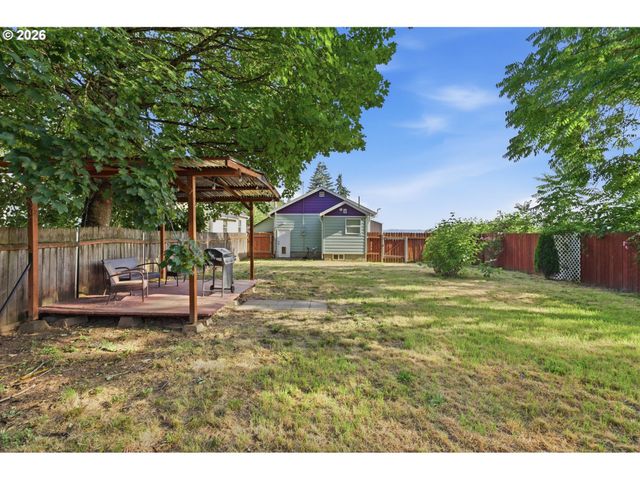 1218 W 19TH St, Vancouver, WA 98660
