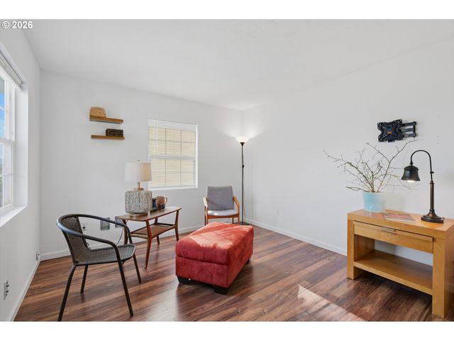 1218 W 19TH St, Vancouver, WA 98660