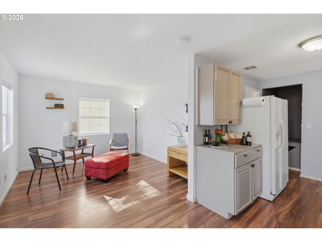 1218 W 19TH St, Vancouver, WA 98660
