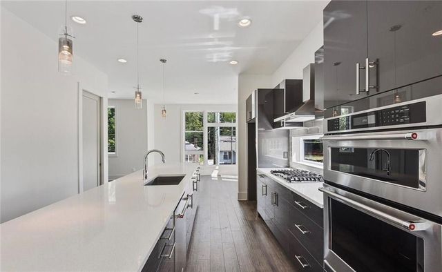 53 Reynolds Square Lane, Atlanta, GA 30307