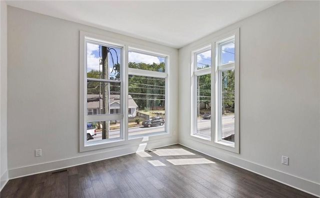 53 Reynolds Square Lane, Atlanta, GA 30307