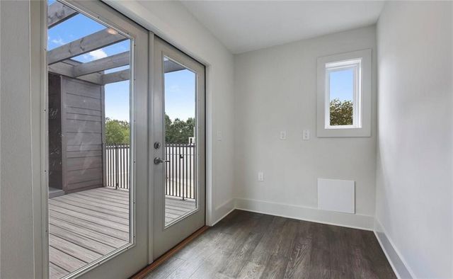 53 Reynolds Square Lane, Atlanta, GA 30307