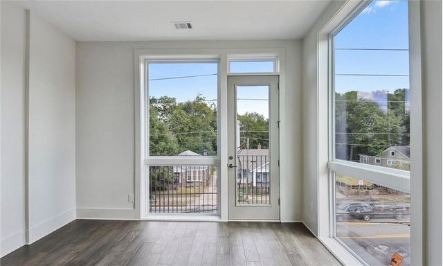 53 Reynolds Square Lane, Atlanta, GA 30307