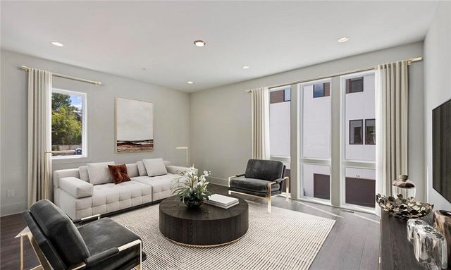 53 Reynolds Square Lane, Atlanta, GA 30307