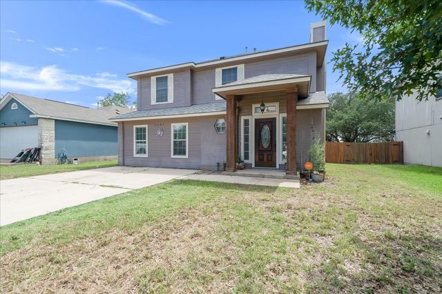 2601 Highcloud DR, Lockhart, TX 78644