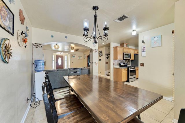 2601 Highcloud DR, Lockhart, TX 78644