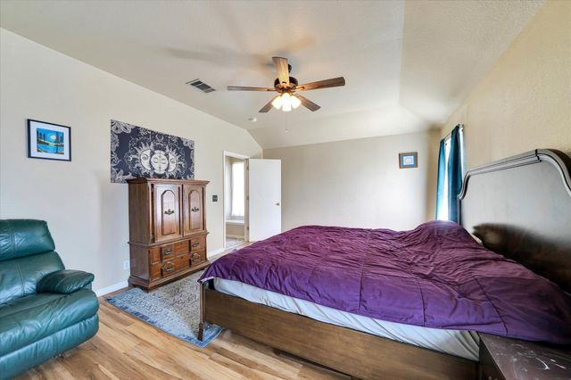 2601 Highcloud DR, Lockhart, TX 78644