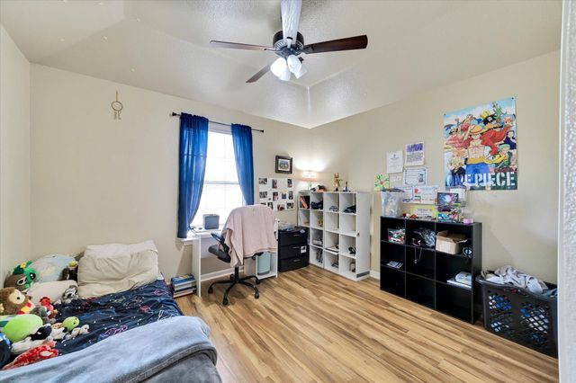 2601 Highcloud DR, Lockhart, TX 78644