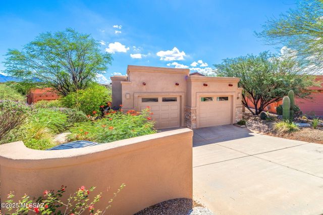 922 E Vault Mine Court, Green Valley, AZ 85614