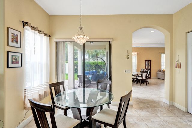 8541 NW 38th Street, Cooper City, FL 33024
