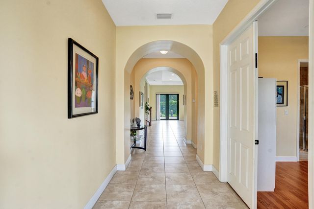 8541 NW 38th Street, Cooper City, FL 33024