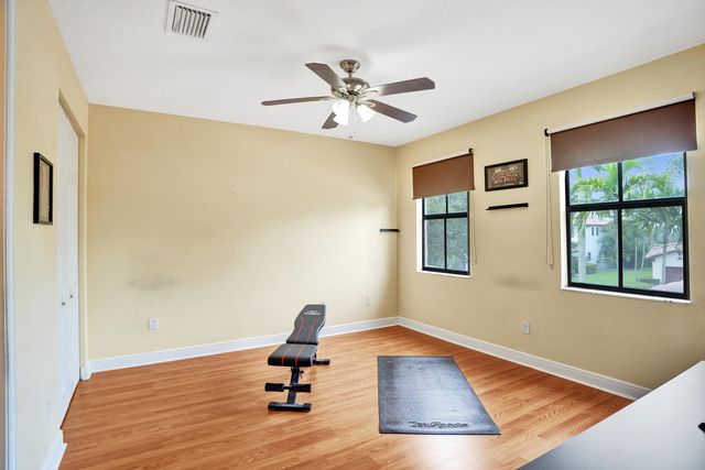 8541 NW 38th Street, Cooper City, FL 33024