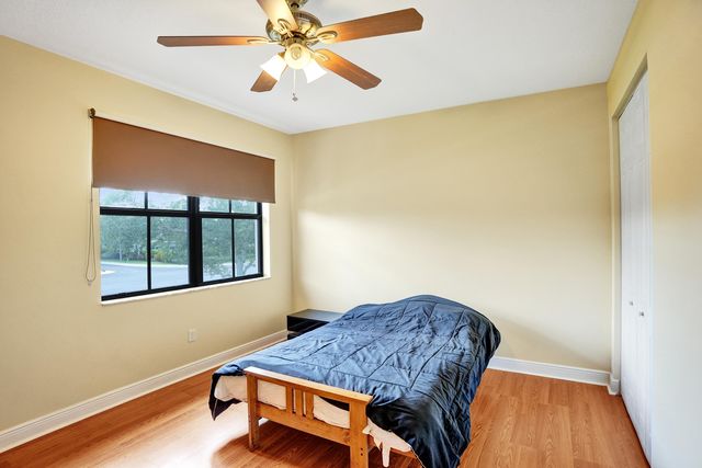 8541 NW 38th Street, Cooper City, FL 33024