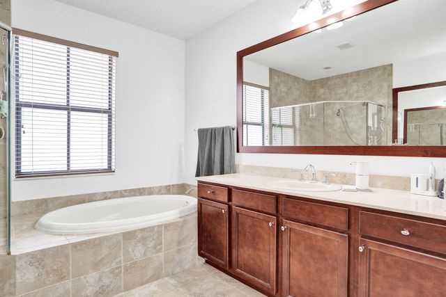 8541 NW 38th Street, Cooper City, FL 33024
