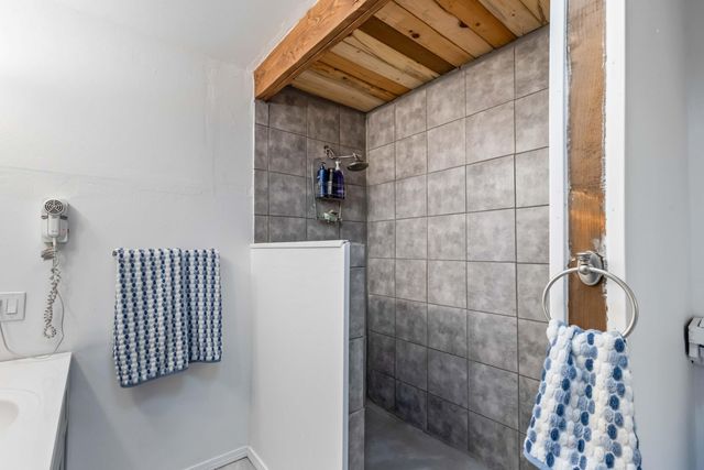 405 E D Street, Culver, OR 97734