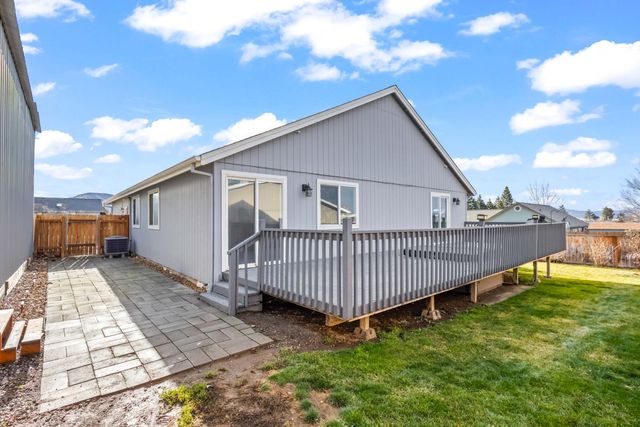 405 E D Street, Culver, OR 97734