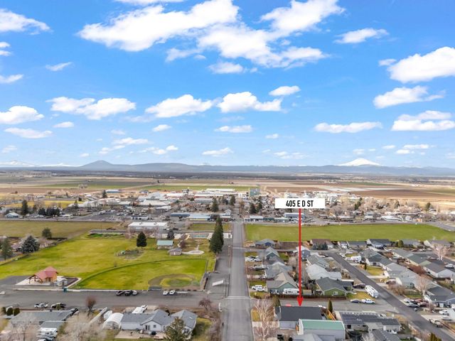 405 E D Street, Culver, OR 97734