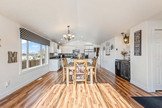 405 E D Street, Culver, OR 97734