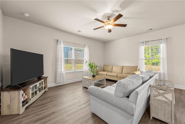 245 Magnolia Villas Dr., Cornelia, GA 30531