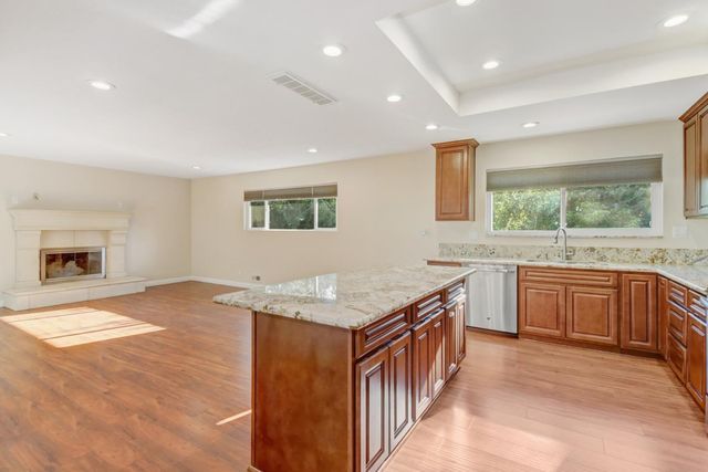 1540 Gregory Way, Carmichael, CA 95608