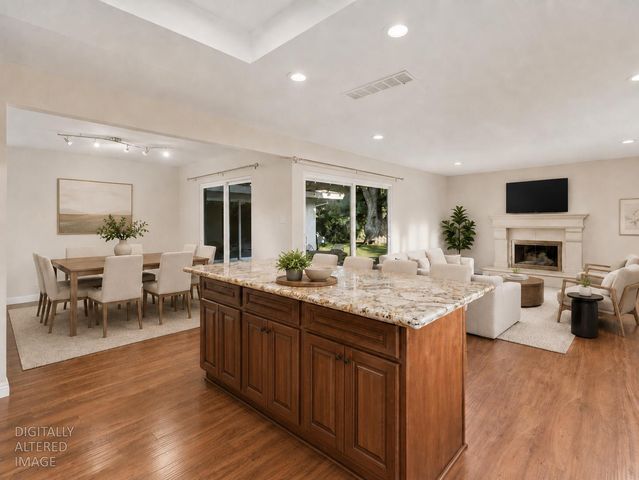 1540 Gregory Way, Carmichael, CA 95608