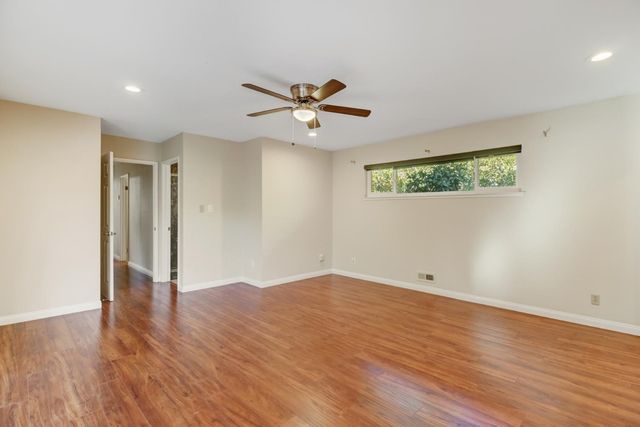 1540 Gregory Way, Carmichael, CA 95608