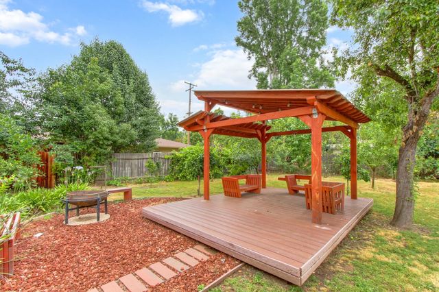 1540 Gregory Way, Carmichael, CA 95608
