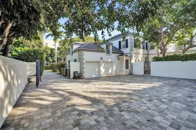 1281 Banyan Road, Boca Raton, FL 33432