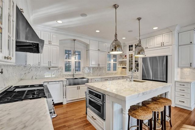 1281 Banyan Road, Boca Raton, FL 33432