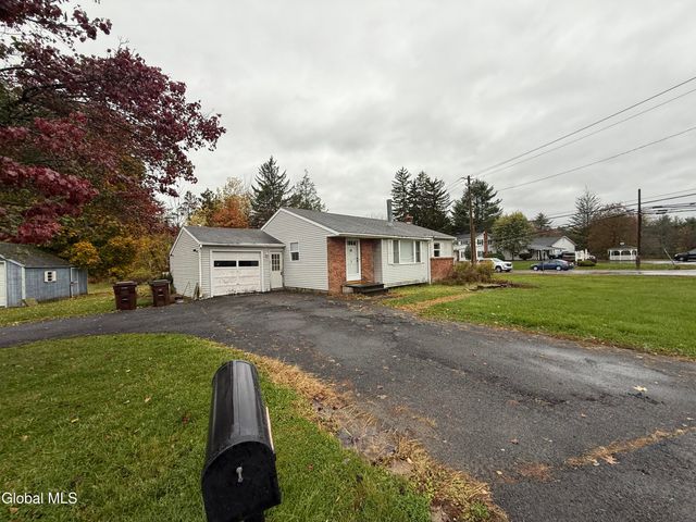 1 Van Dyke Road, Bethlehem, NY 12054