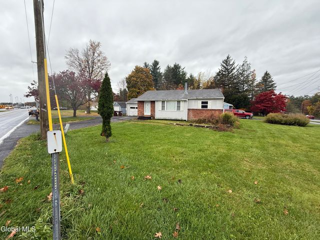 1 Van Dyke Road, Bethlehem, NY 12054