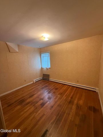 1 Van Dyke Road, Bethlehem, NY 12054