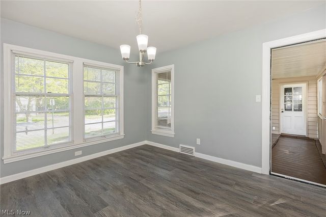 1259 Hereford Road, Cleveland Heights, OH 44118