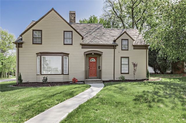 1259 Hereford Road, Cleveland Heights, OH 44118