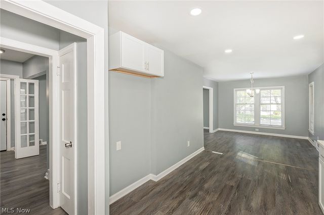 1259 Hereford Road, Cleveland Heights, OH 44118