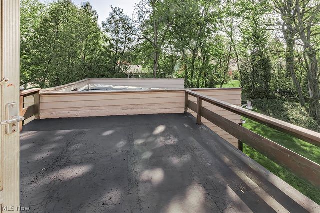 1259 Hereford Road, Cleveland Heights, OH 44118