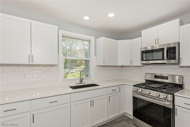 1259 Hereford Road, Cleveland Heights, OH 44118