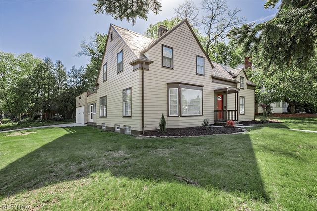 1259 Hereford Road, Cleveland Heights, OH 44118