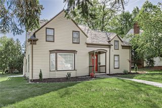 1259 Hereford Road, Cleveland Heights, OH 44118