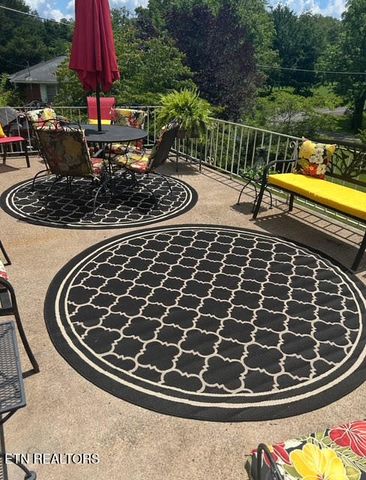 400 Eagle Bend Lane, Clinton, TN 37716