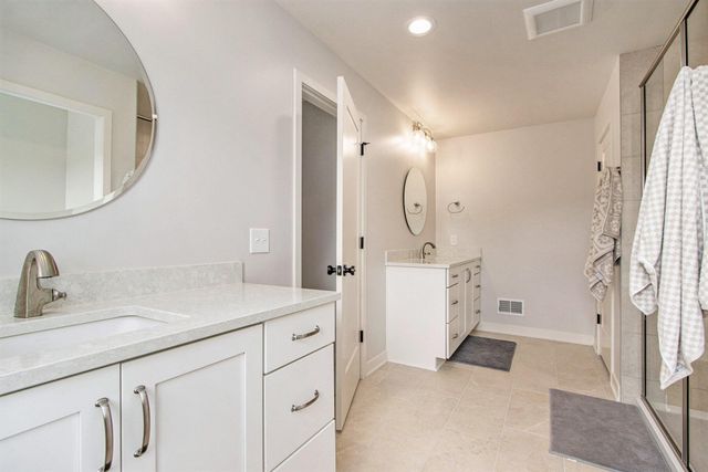 6520 E Hidden Lake Circle, Richland Twp, MI 49083