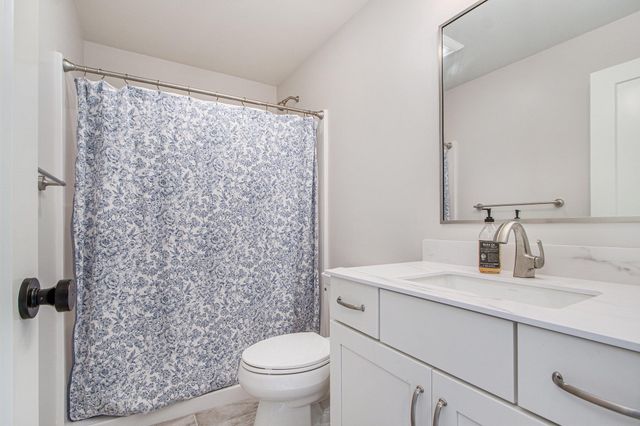 6520 E Hidden Lake Circle, Richland Twp, MI 49083