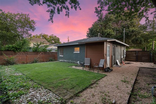 412 W Croslin ST, Austin, TX 78752