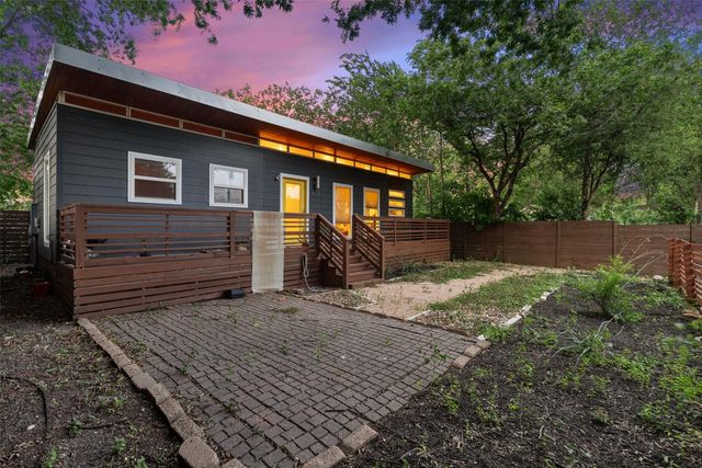 412 W Croslin ST, Austin, TX 78752