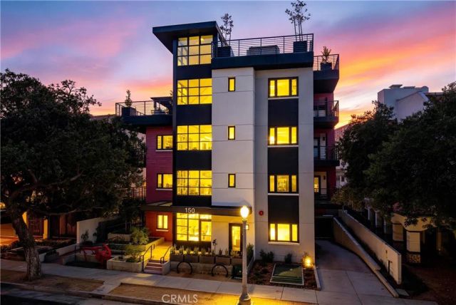150 S Oak Knoll 103, Pasadena, CA 91101