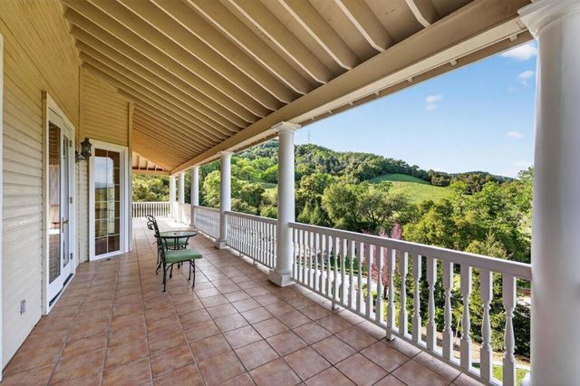 12000 Heritage Way, Gilroy, CA 95020