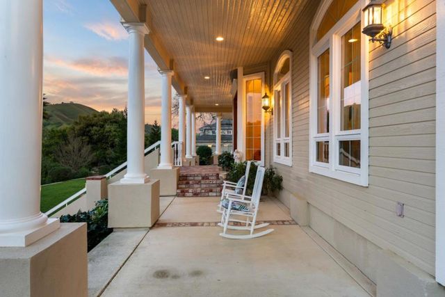 12000 Heritage Way, Gilroy, CA 95020